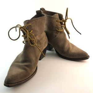Frye Sacha Chukka Ankle Bootie